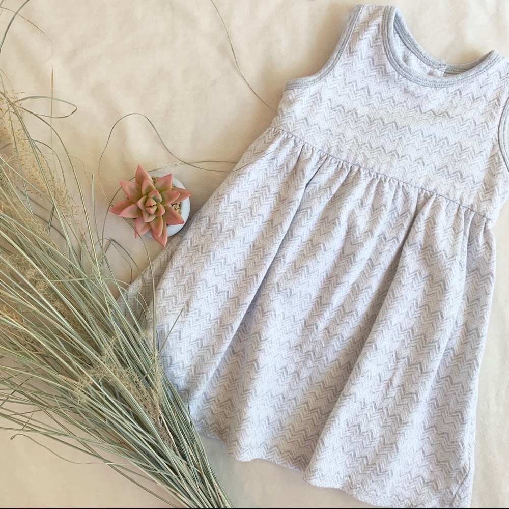Tahari • Dress